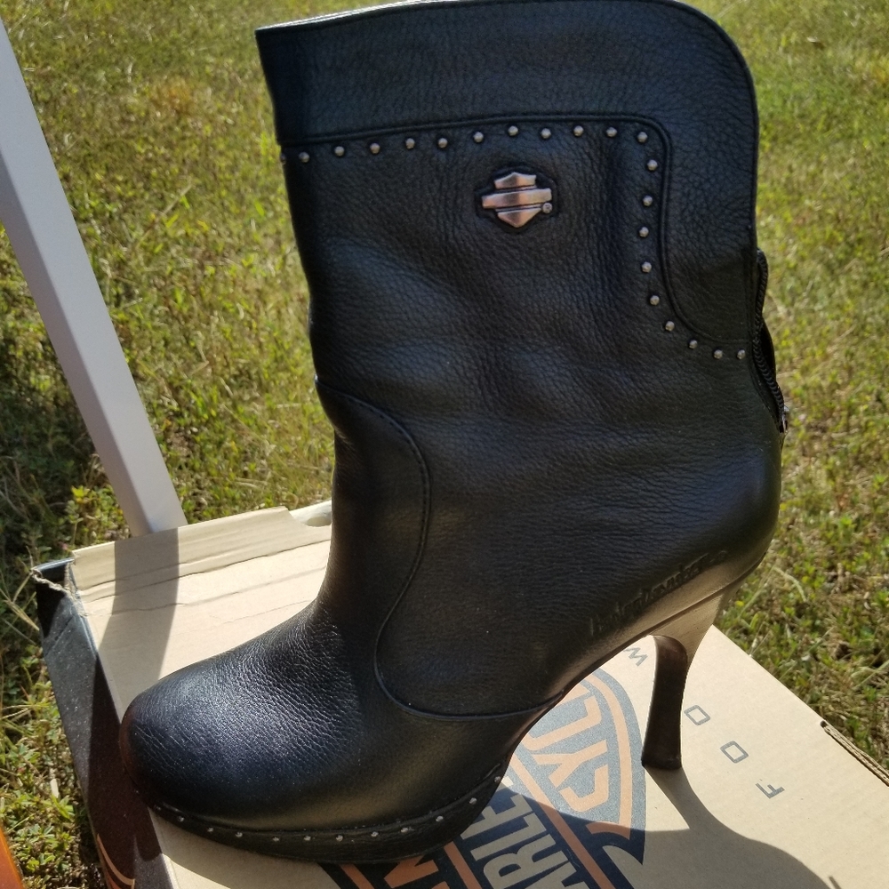 Harley Davidson womens boots.